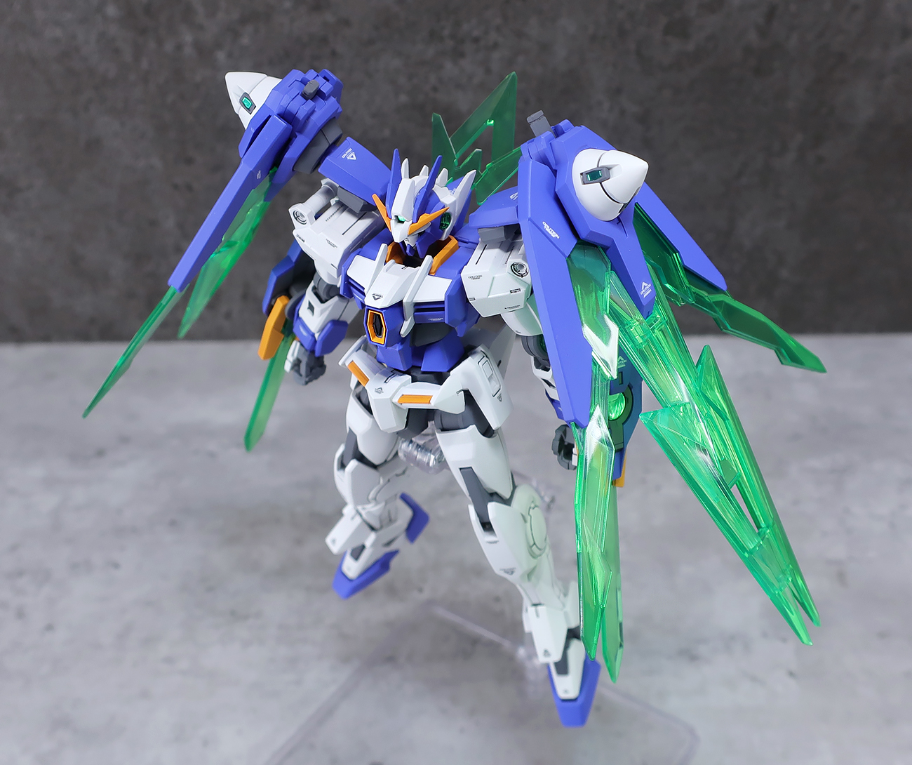 ガンプラ HG ガンダムダブルオーダイバーアーク 全塗装済み完成品 